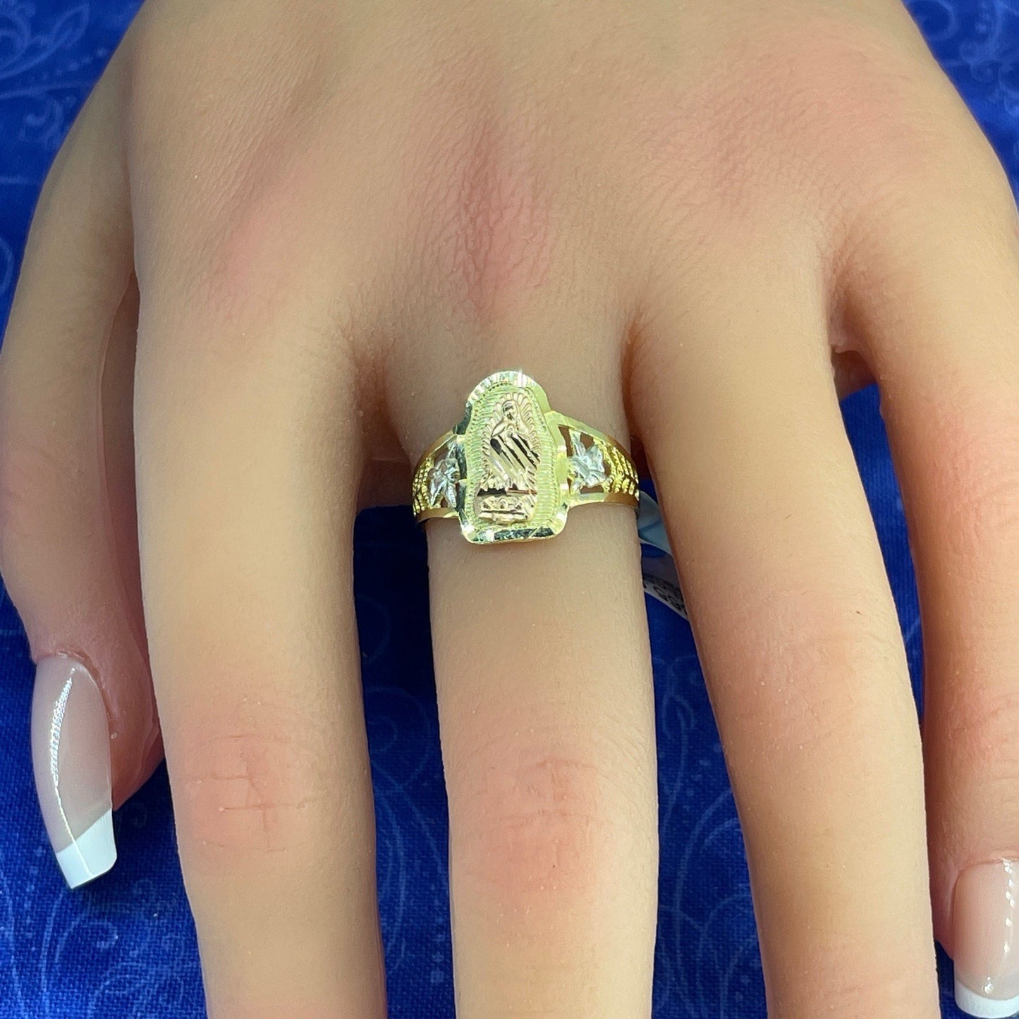 14K Tri Color Women’s Virgin Mary Ring 2.80g Size 73