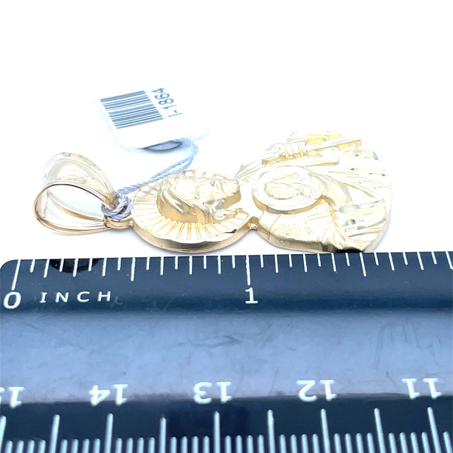 14k Yellow Gold Satin Jesus Pendant 6.64g3