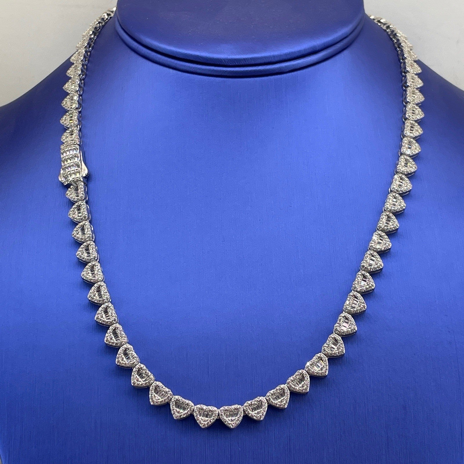 925 Sterling Silver  Women’s CZ 18” Hearts Necklace 34.90g 6mm1