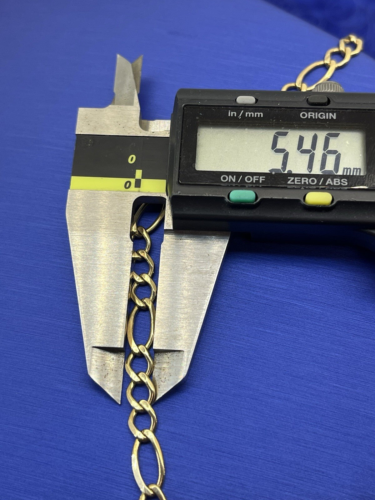 24” 10k yellow gold hollow Figaro 5.5mm 18.6g4