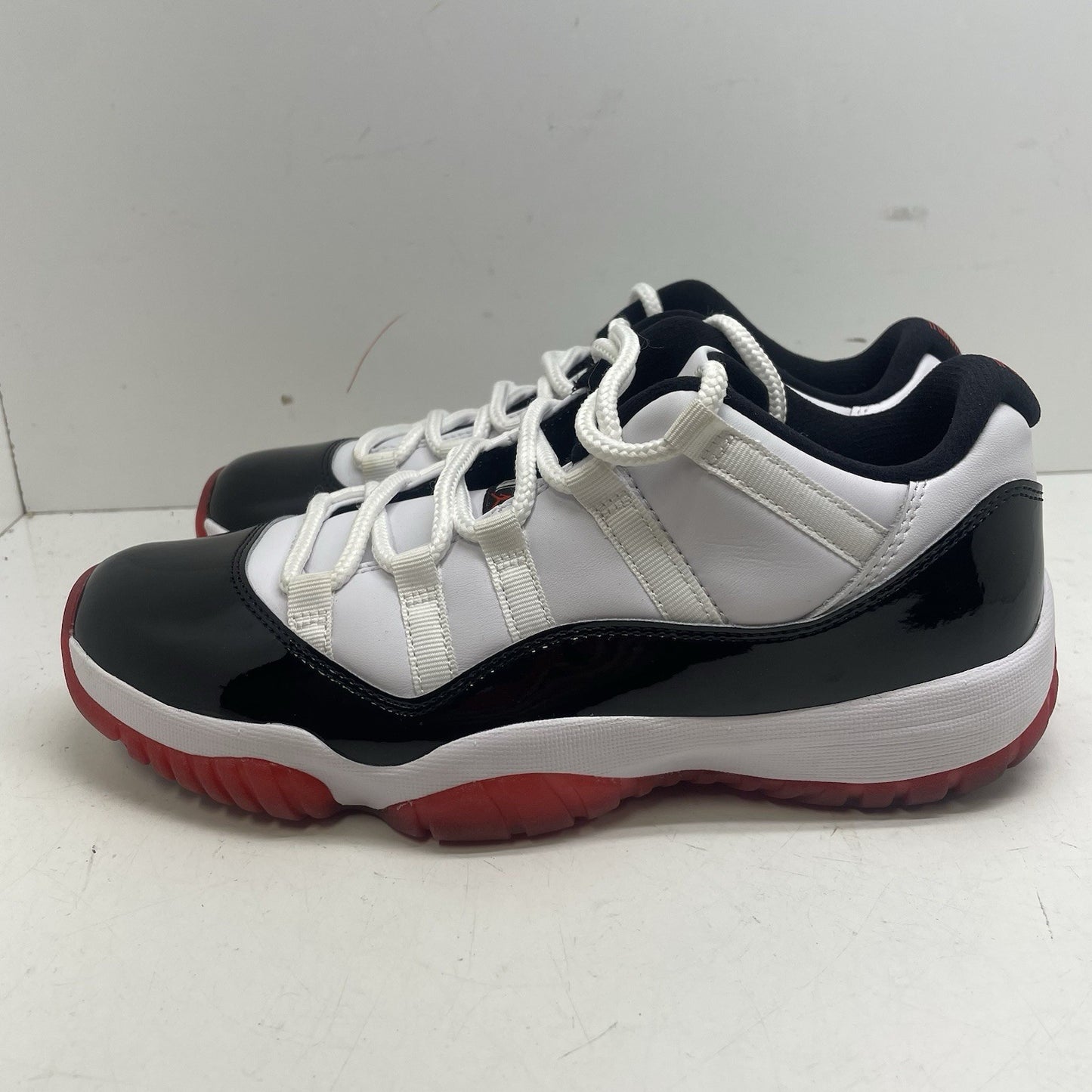 Size 8.5 - Jordan 11 Retro Low Concord-Bred6