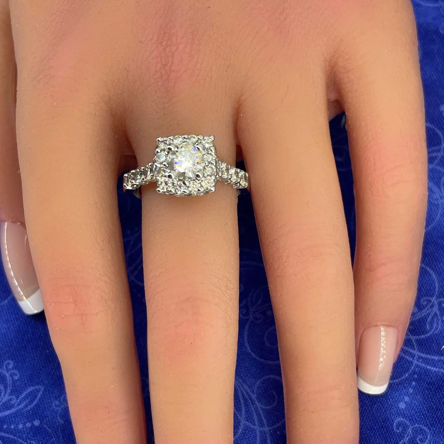 14k White Gold Women’s Halo Diamond Ring 5.91g L V S1 Size 10 W/ Appraisal5