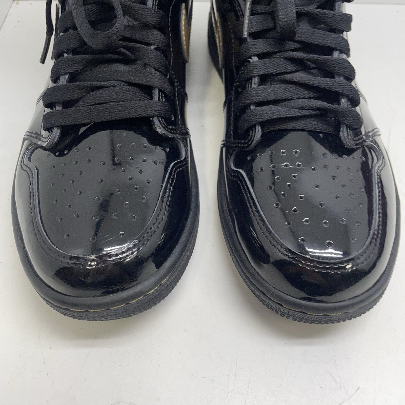 Size 9.5 - Jordan 1 Black 20204