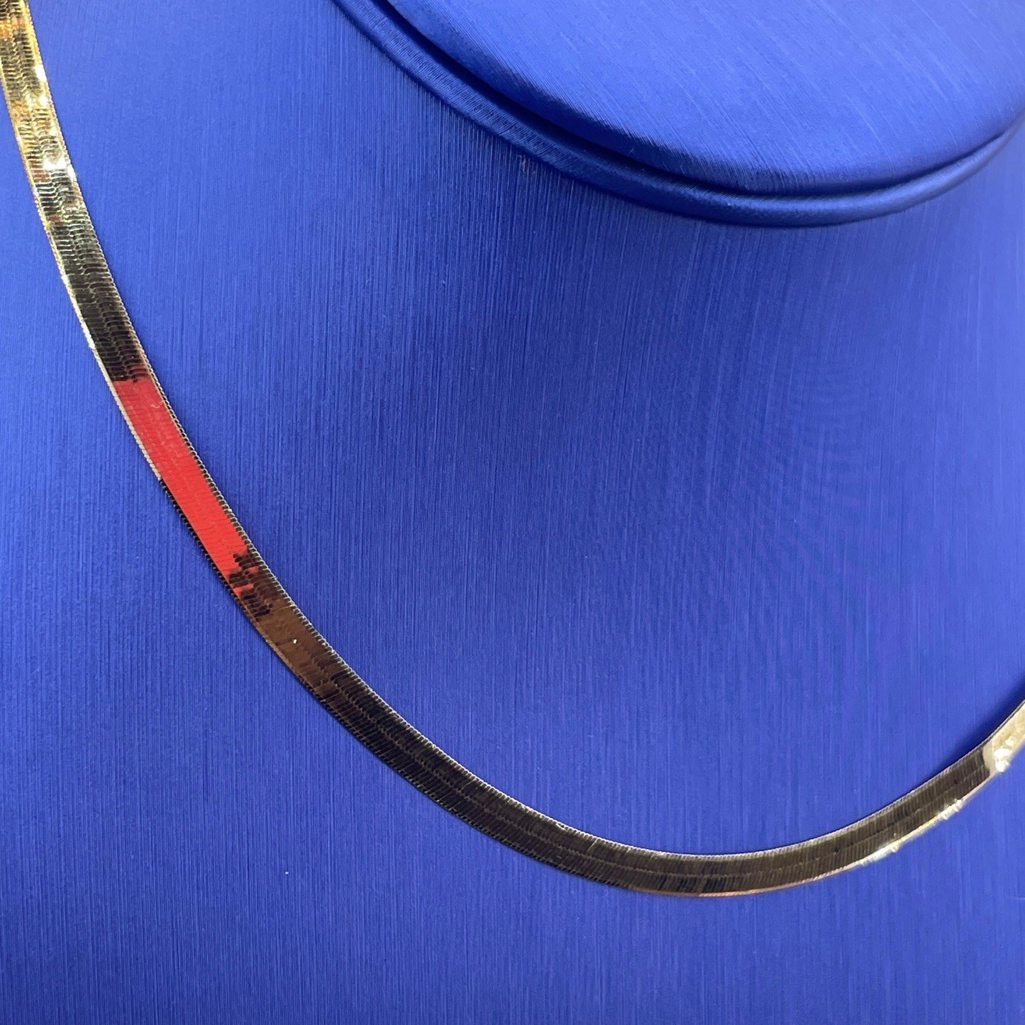 14k Yellow Gold 16” Herringbone Necklace 5.16g 3.8mm 2