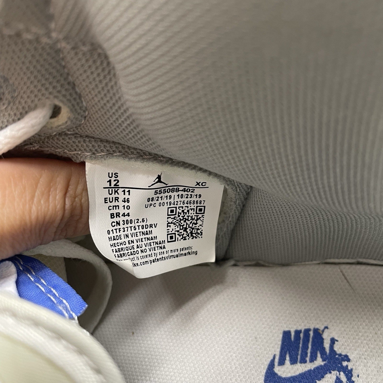 Size 12 - Jordan 1 Retro OG High Hyper Royal12