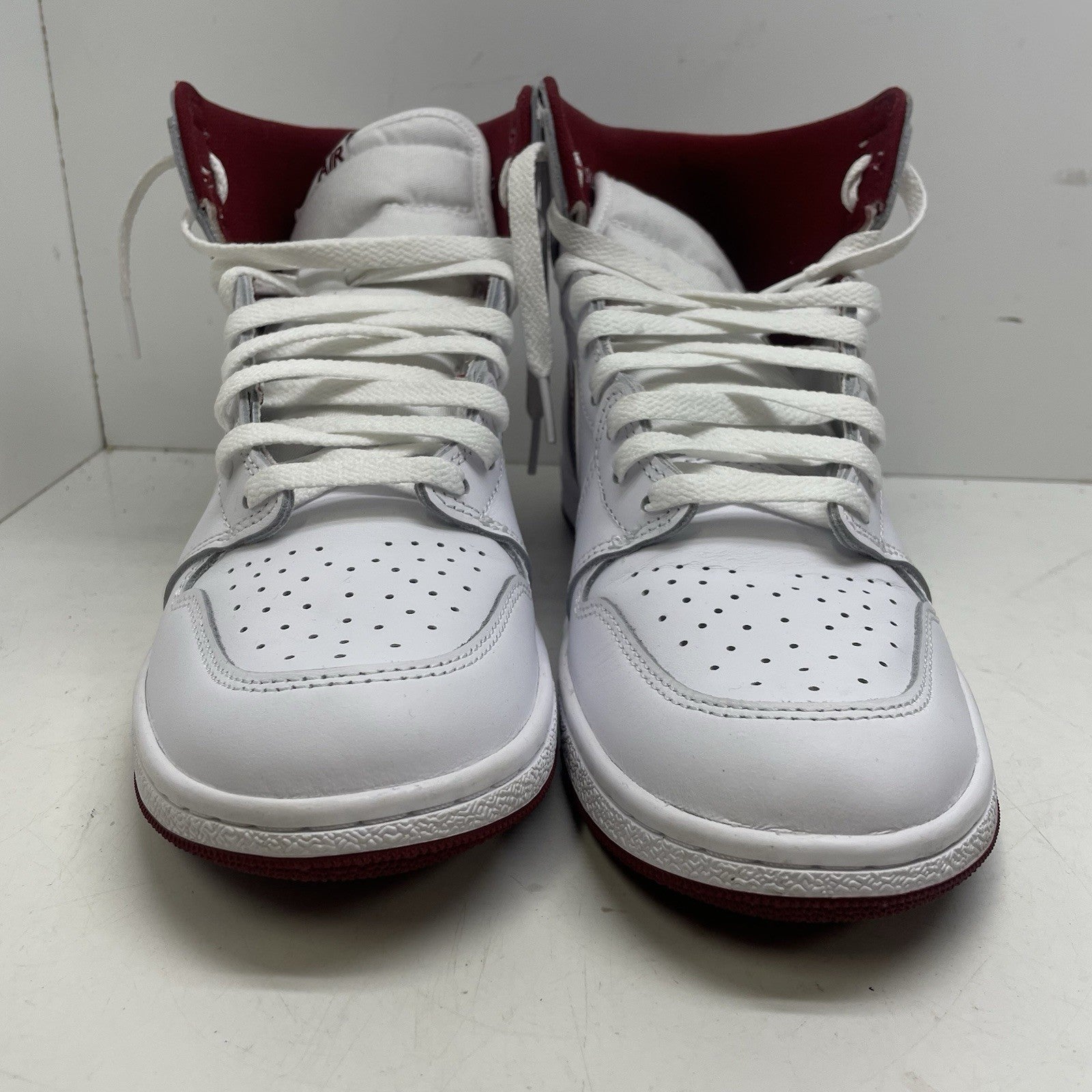 Size 9.5 - Air Jordan 1 Retro '85 OG High Metallic Burgundy3