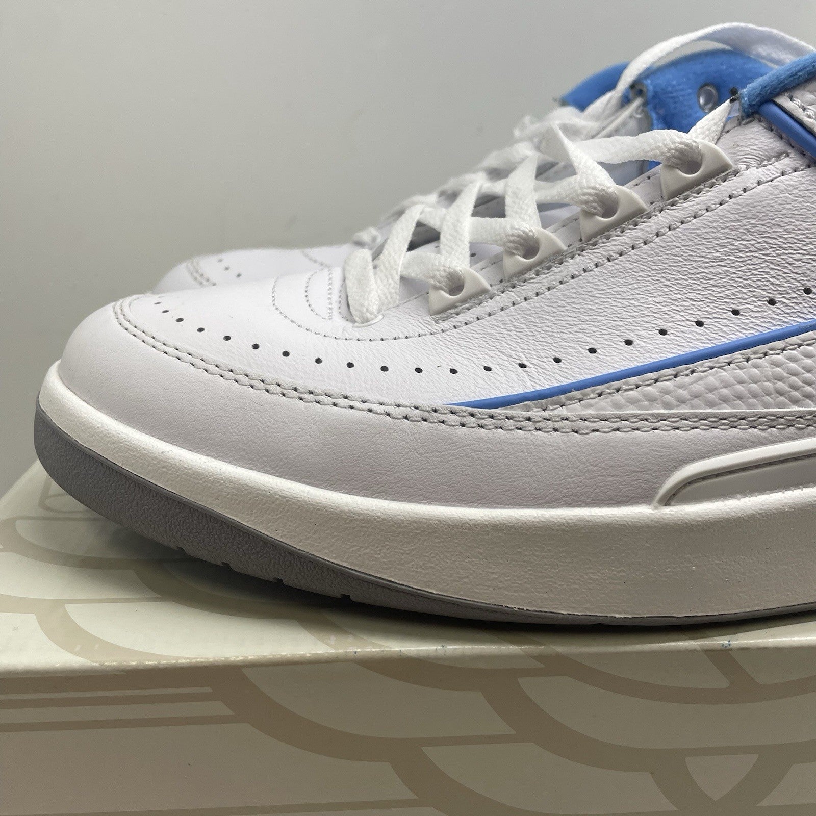 Size 11 - Air Jordan 2 Retro Low UNC8