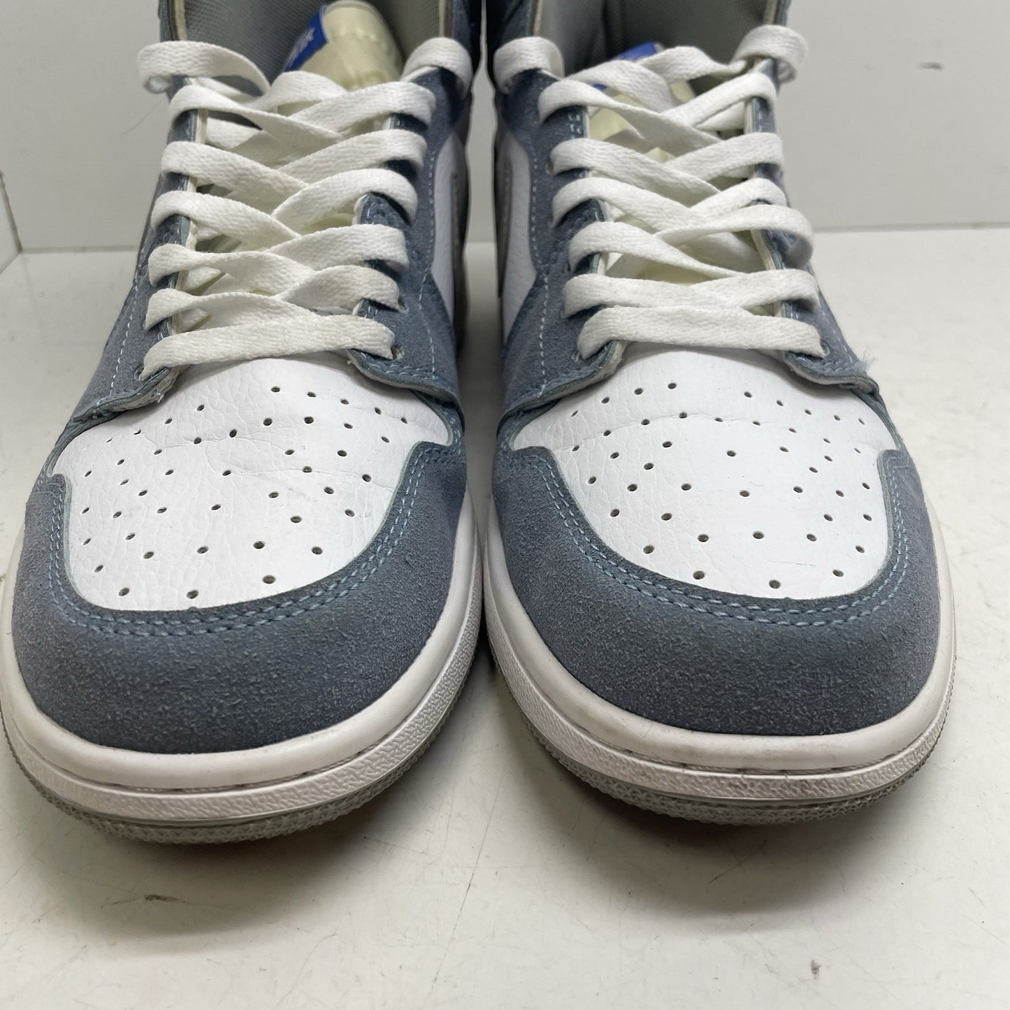 Size 12 - Jordan 1 Retro OG High Hyper Royal4