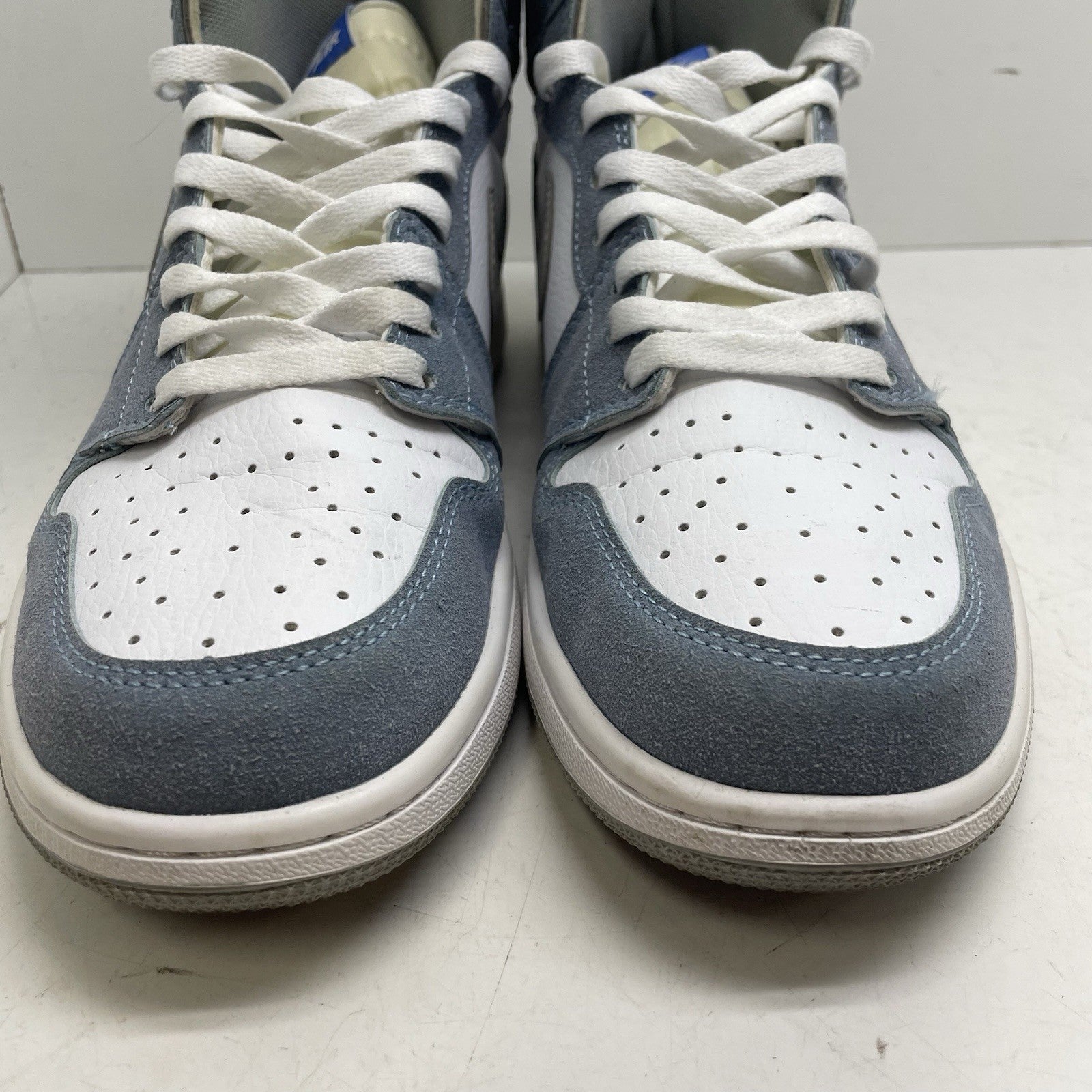 Size 12 - Jordan 1 Retro OG High Hyper Royal4