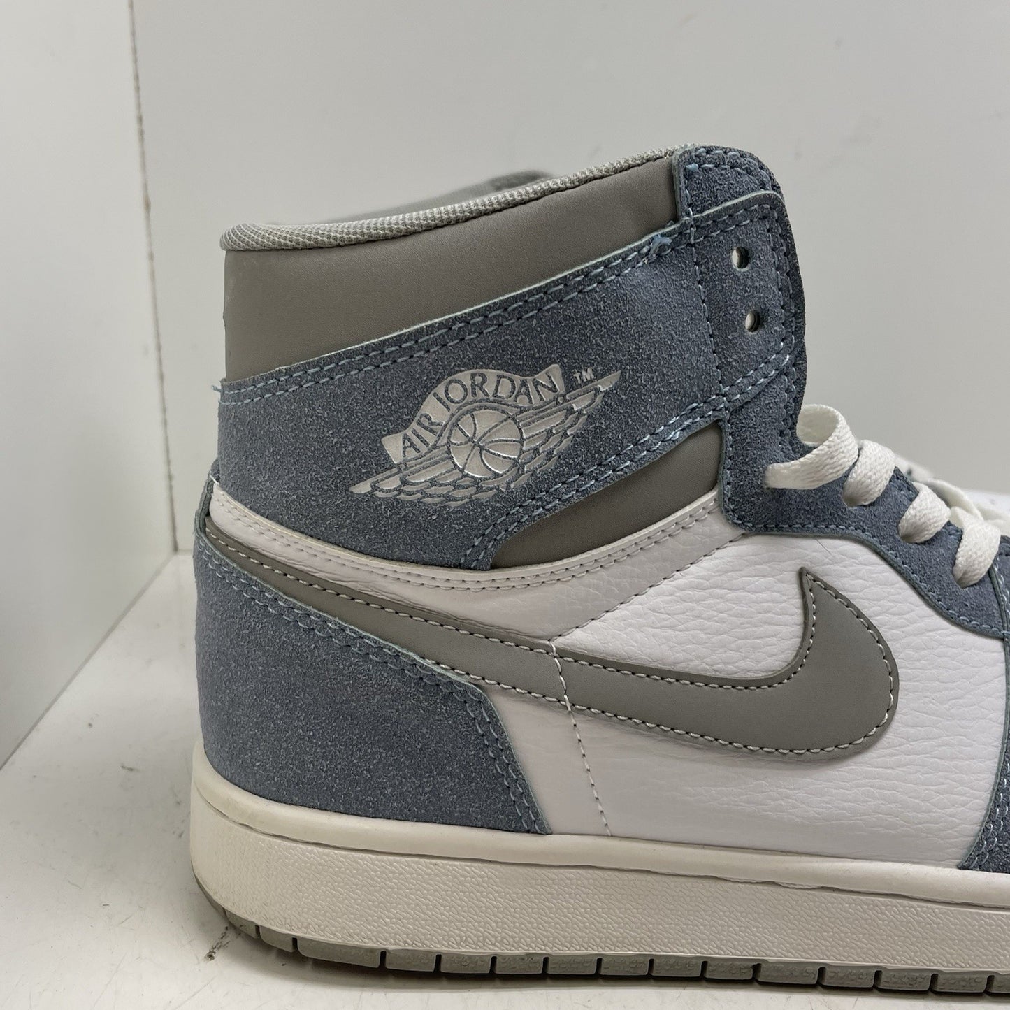 Size 12 - Jordan 1 Retro OG High Hyper Royal1