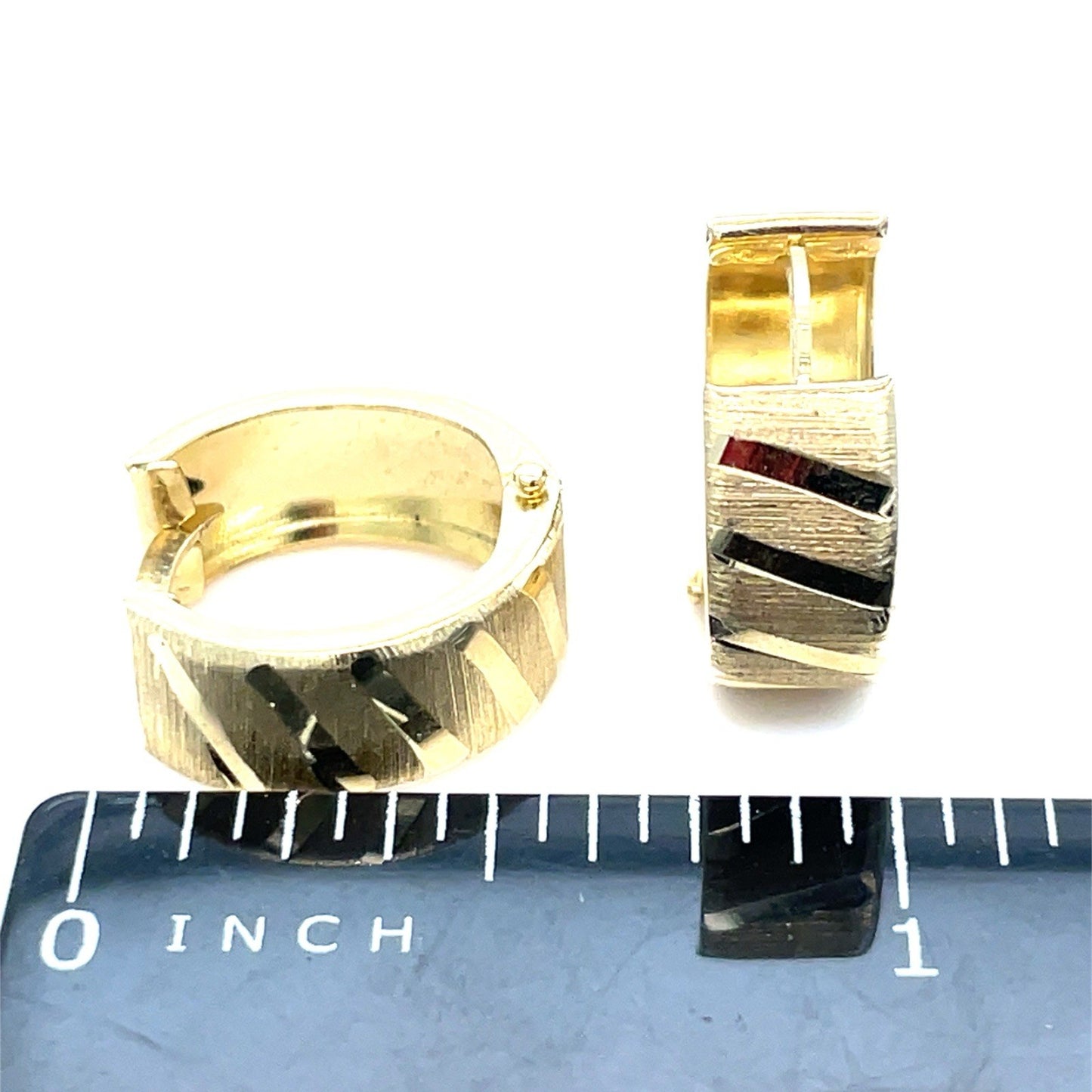 14k Yellow Gold Women’s Satin Angle Huggie Hoop Earrings 2.50g 6x152