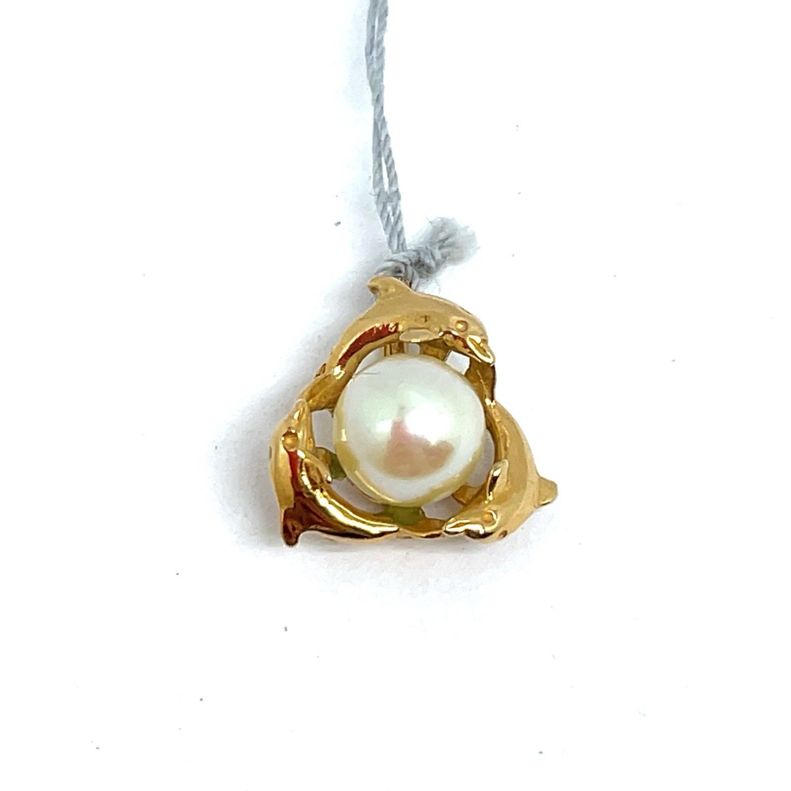14k Yellow Gold Women’s Dolphins With Pearl Pendant 1.30g0