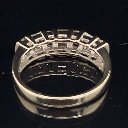 14k white gold diamond band ring w Bagguette And Round .53ctw G/H SI Size 6.53