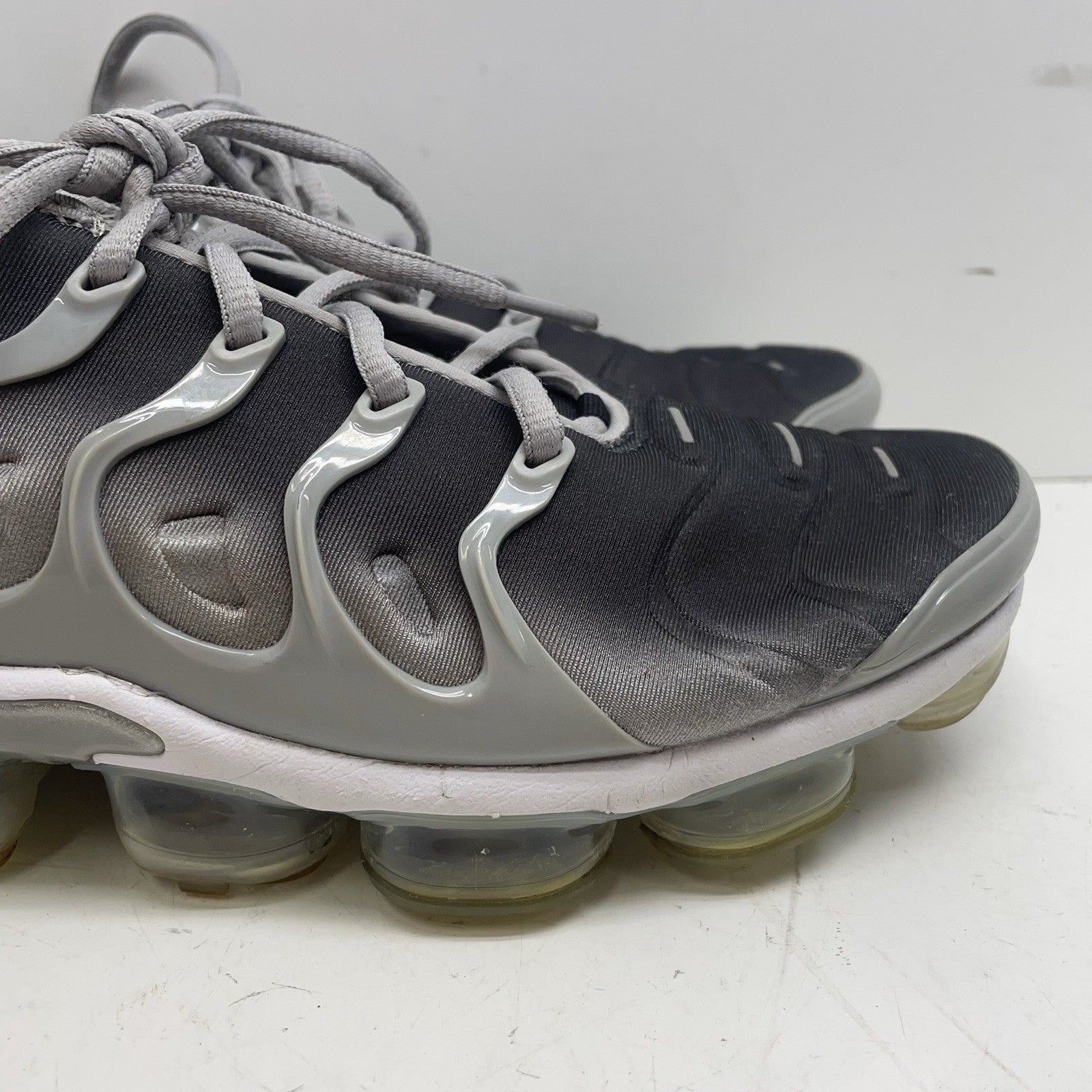 Size 10.5 - Nike Air VaporMax Plus Silver Gradient2