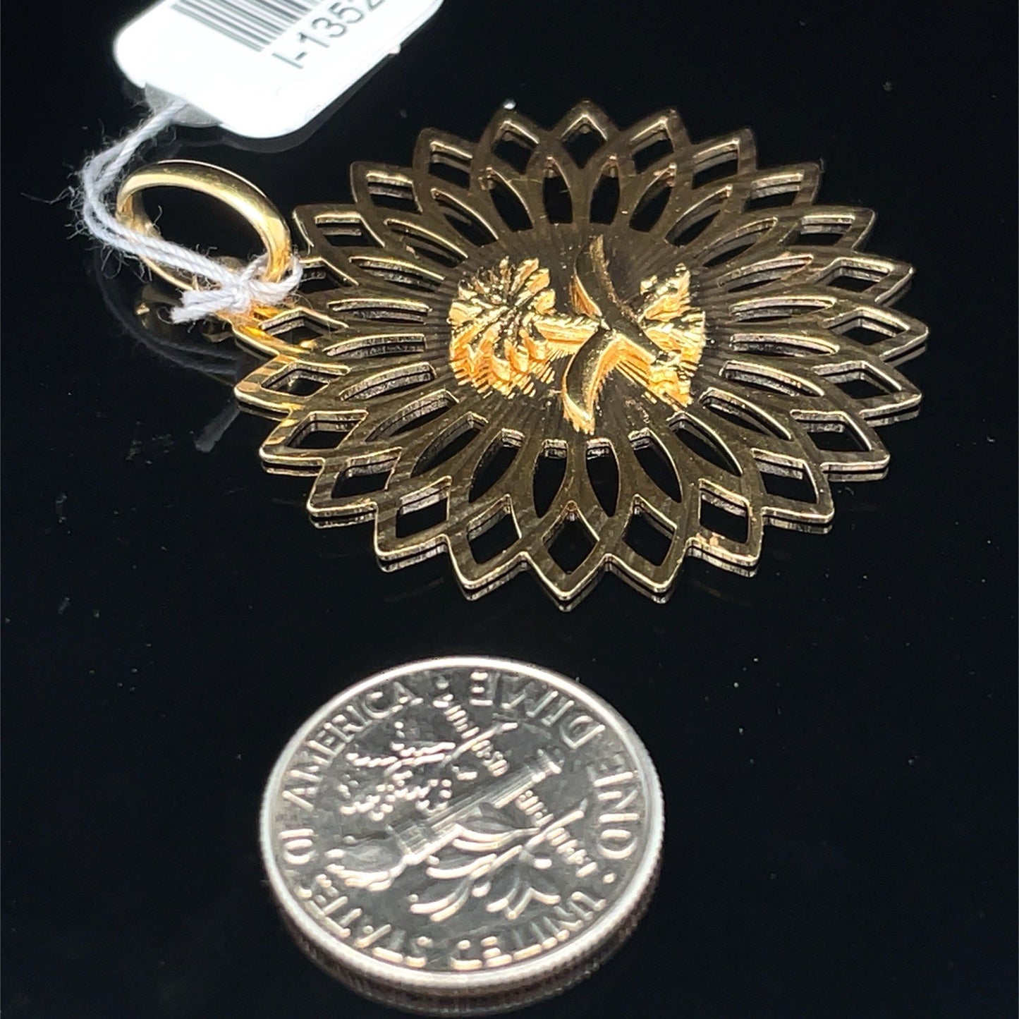 18k Yellow Gold Open Palm Trees Pendant 6.90g2