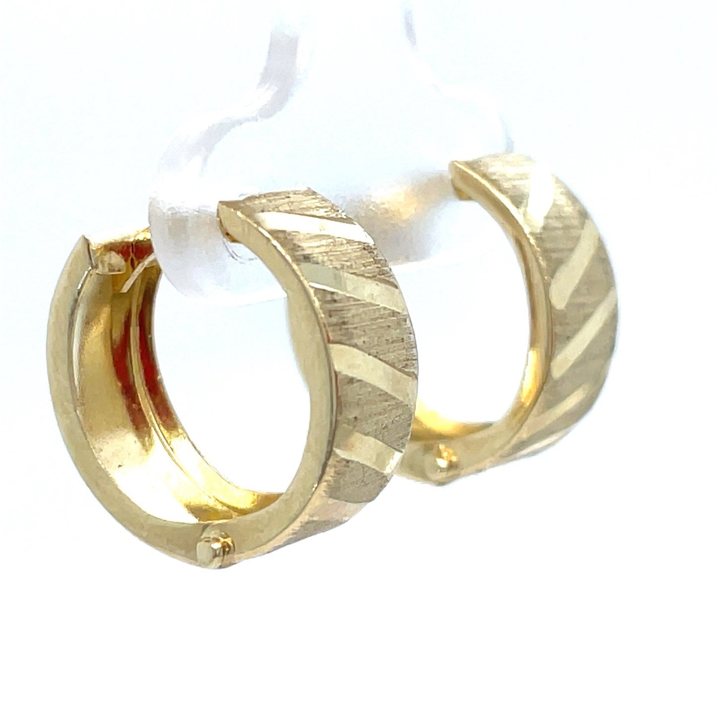 14k Yellow Gold Women’s Satin Angle Huggie Hoop Earrings 2.50g 6x151