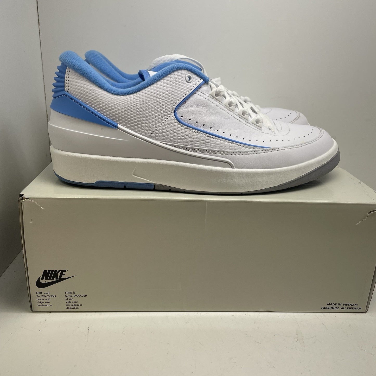 Size 11 - Air Jordan 2 Retro Low UNC0