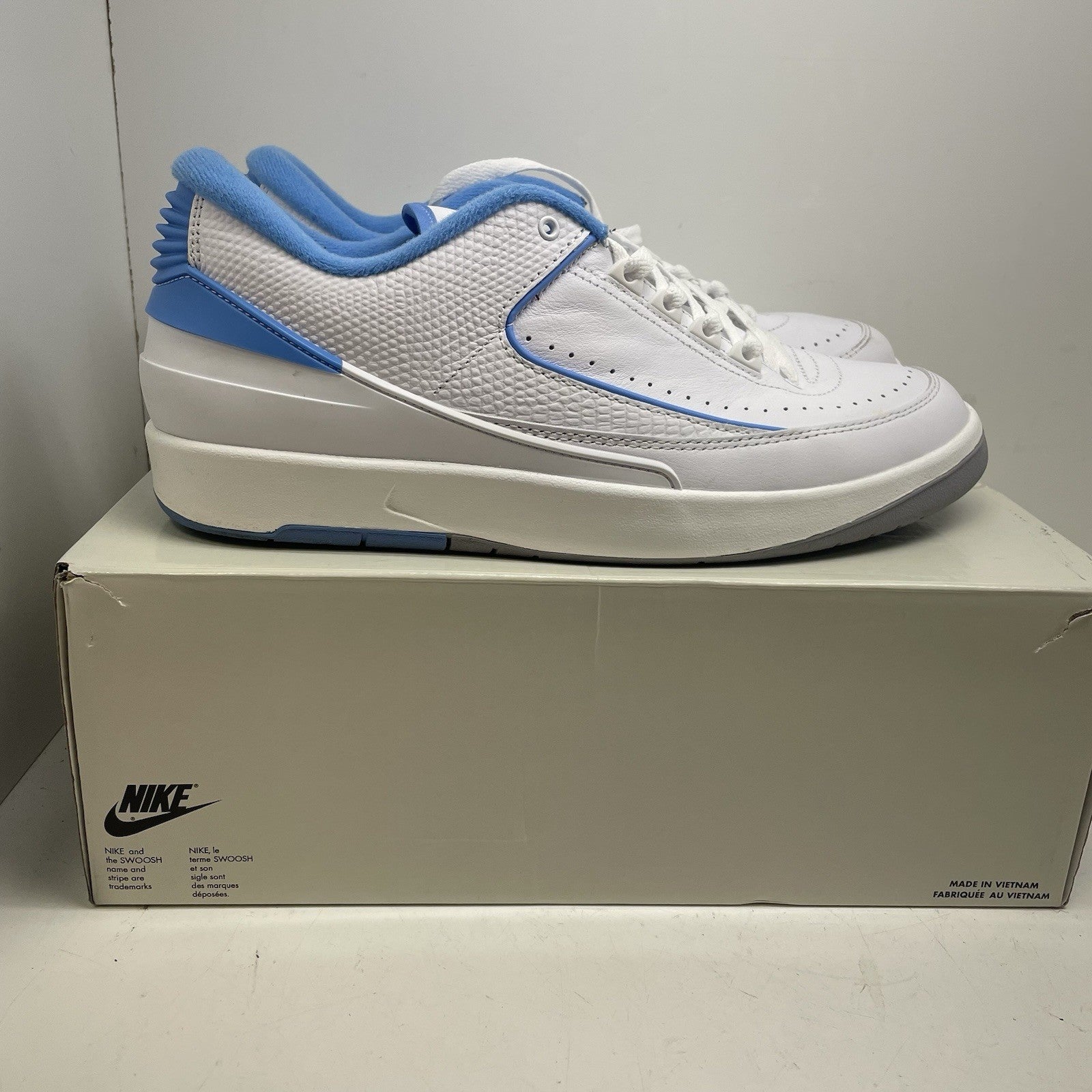 Size 11 - Air Jordan 2 Retro Low UNC0