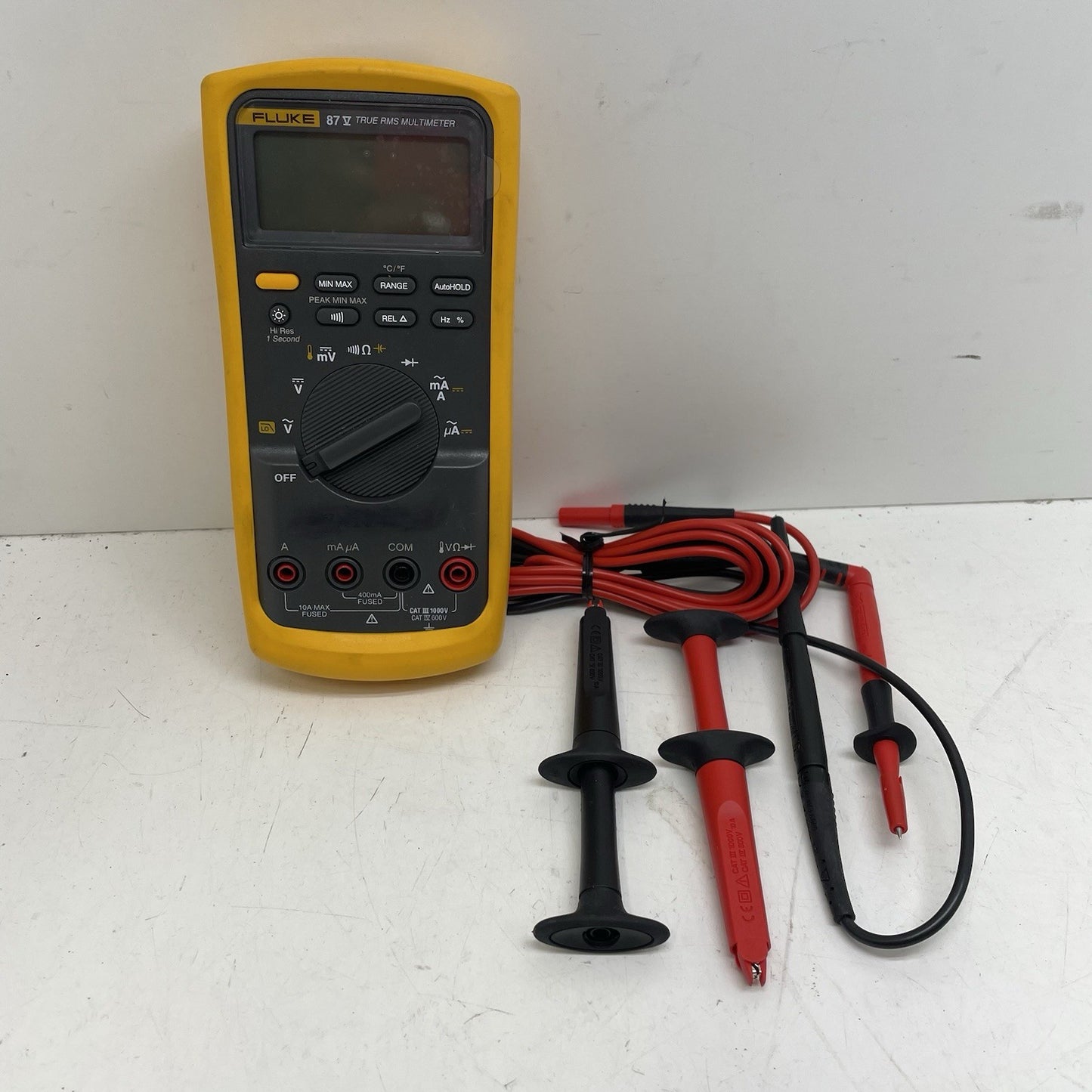 Fluke FLUKE 87-V Handheld Multimeter0