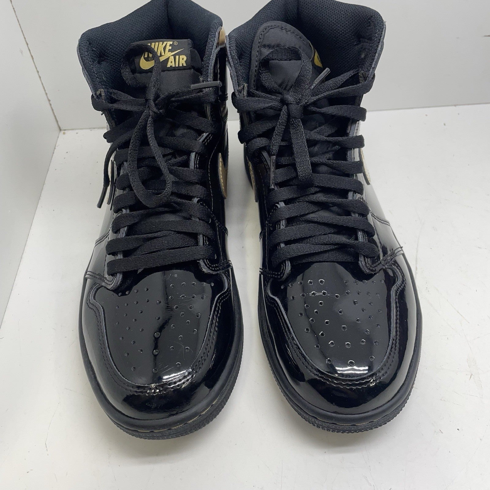 Size 9.5 - Jordan 1 Black 20206