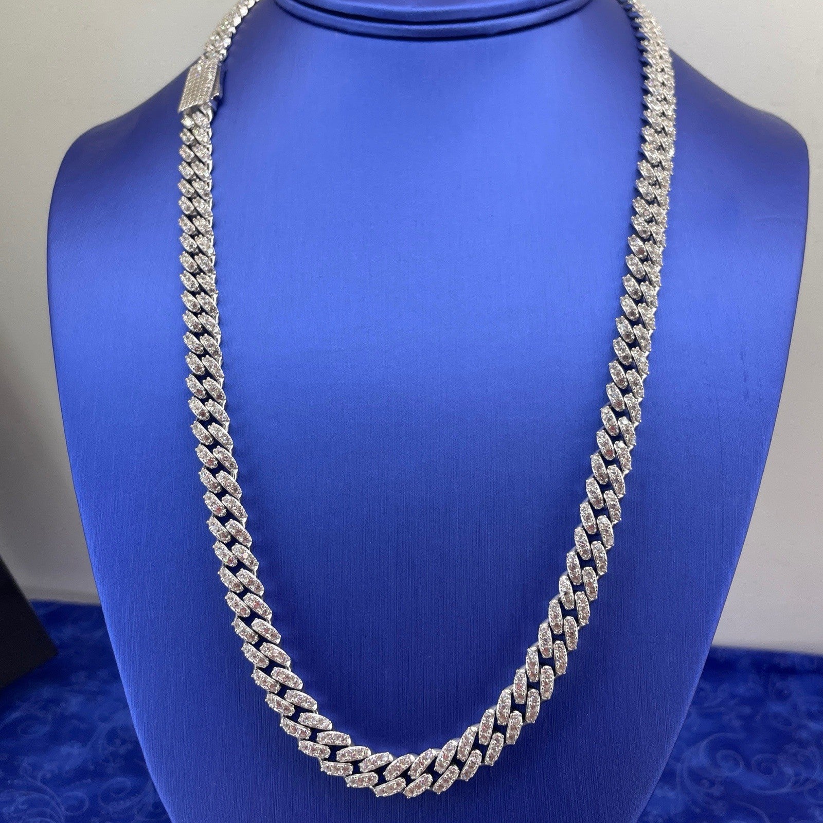 925 Sterling Silver CZ 22” Rounded Cuban Link Necklace 77.70g 8mm2