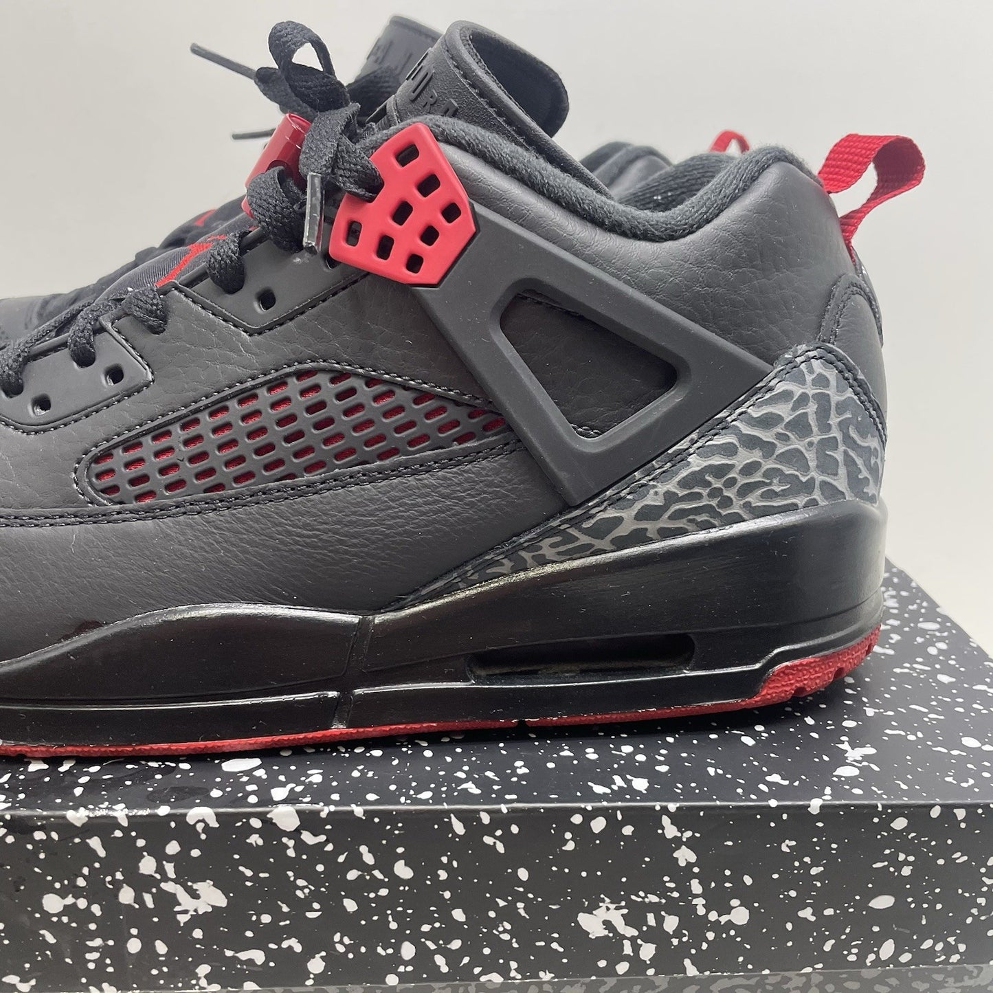 Size 12 - Air Jordan Spizike Low Bred6