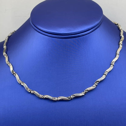 10kt White Gold 17” Women’s Link Necklace 10.40g2