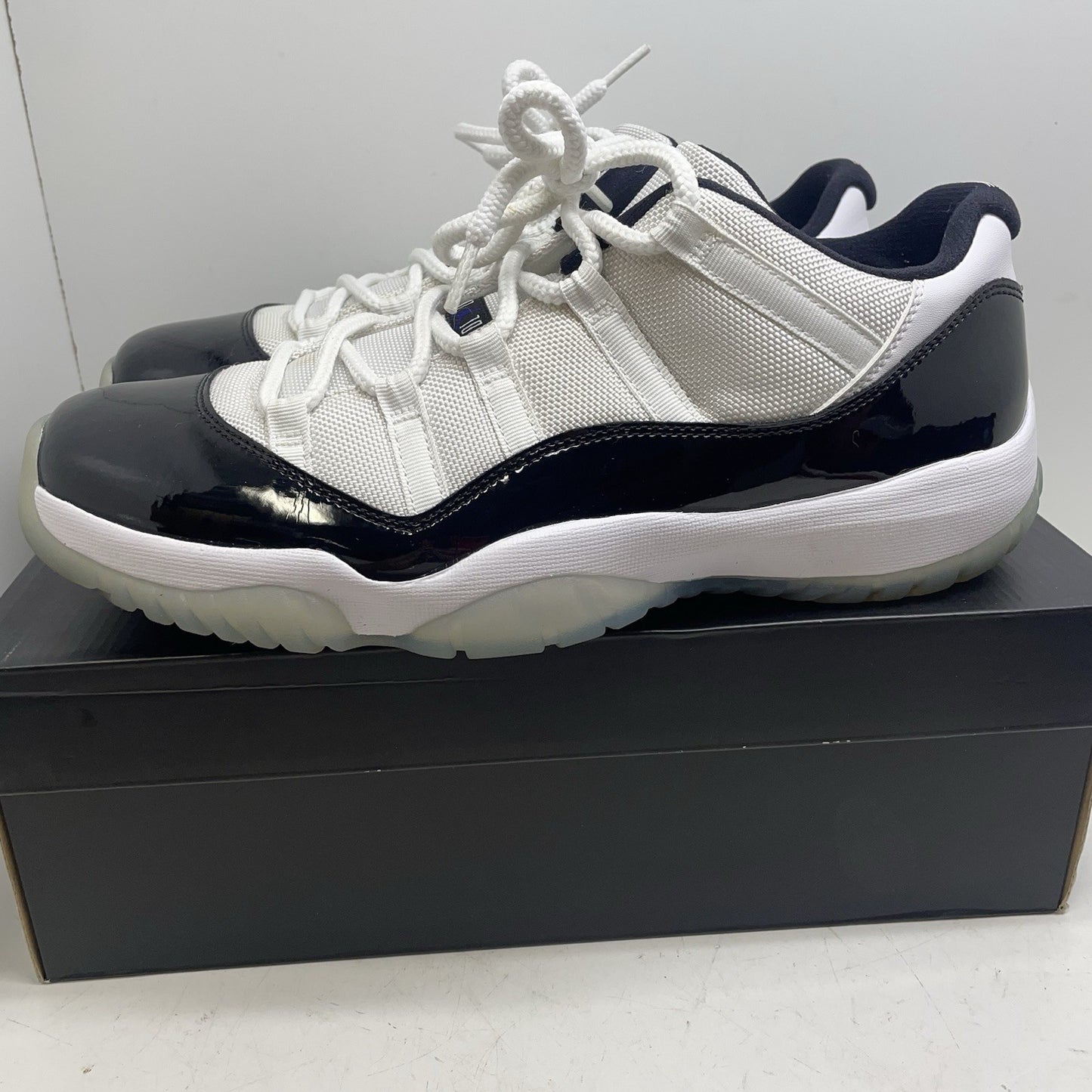 Size 11.5 - Air Jordan 11 Retro Low Concord6