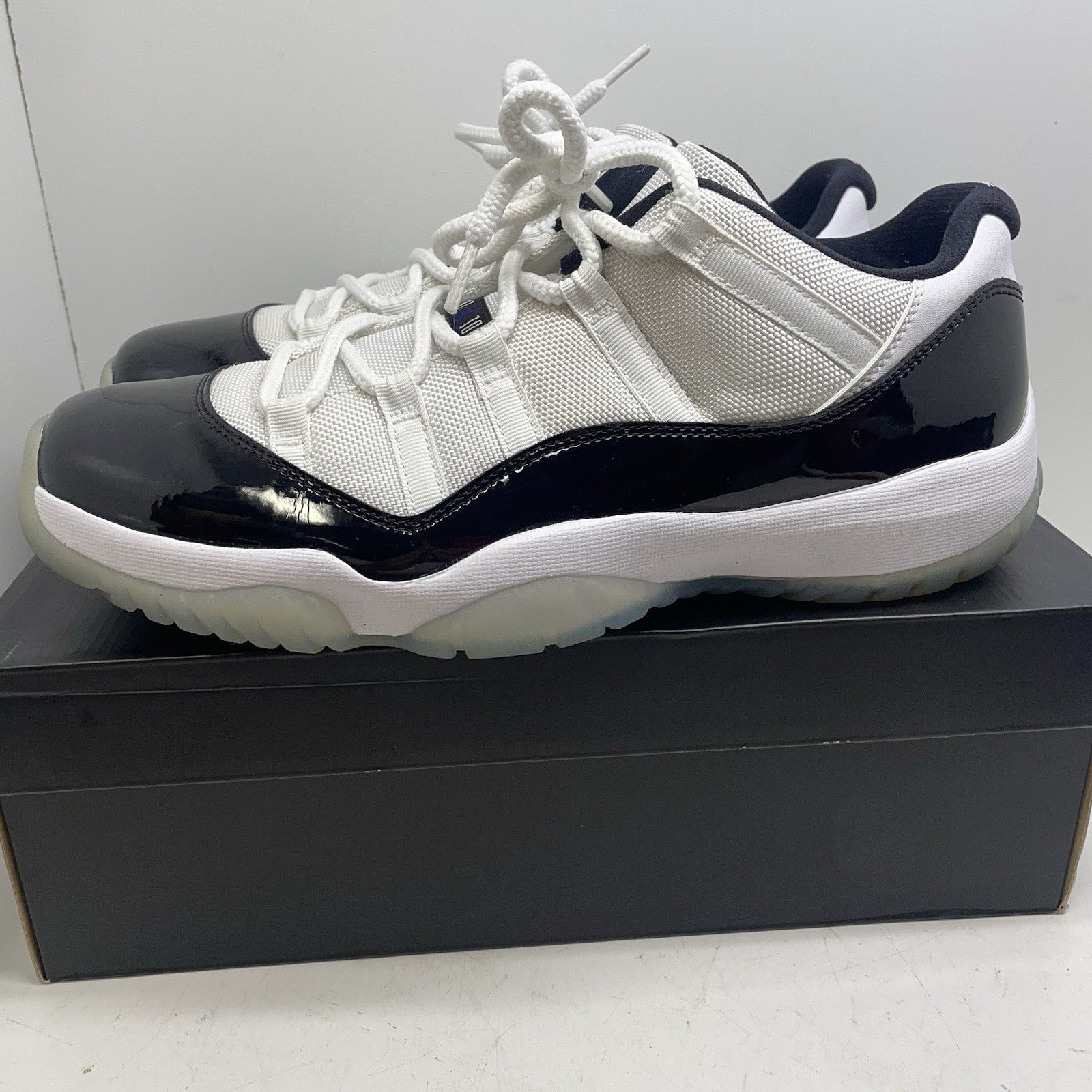 Size 11.5 - Air Jordan 11 Retro Low Concord6