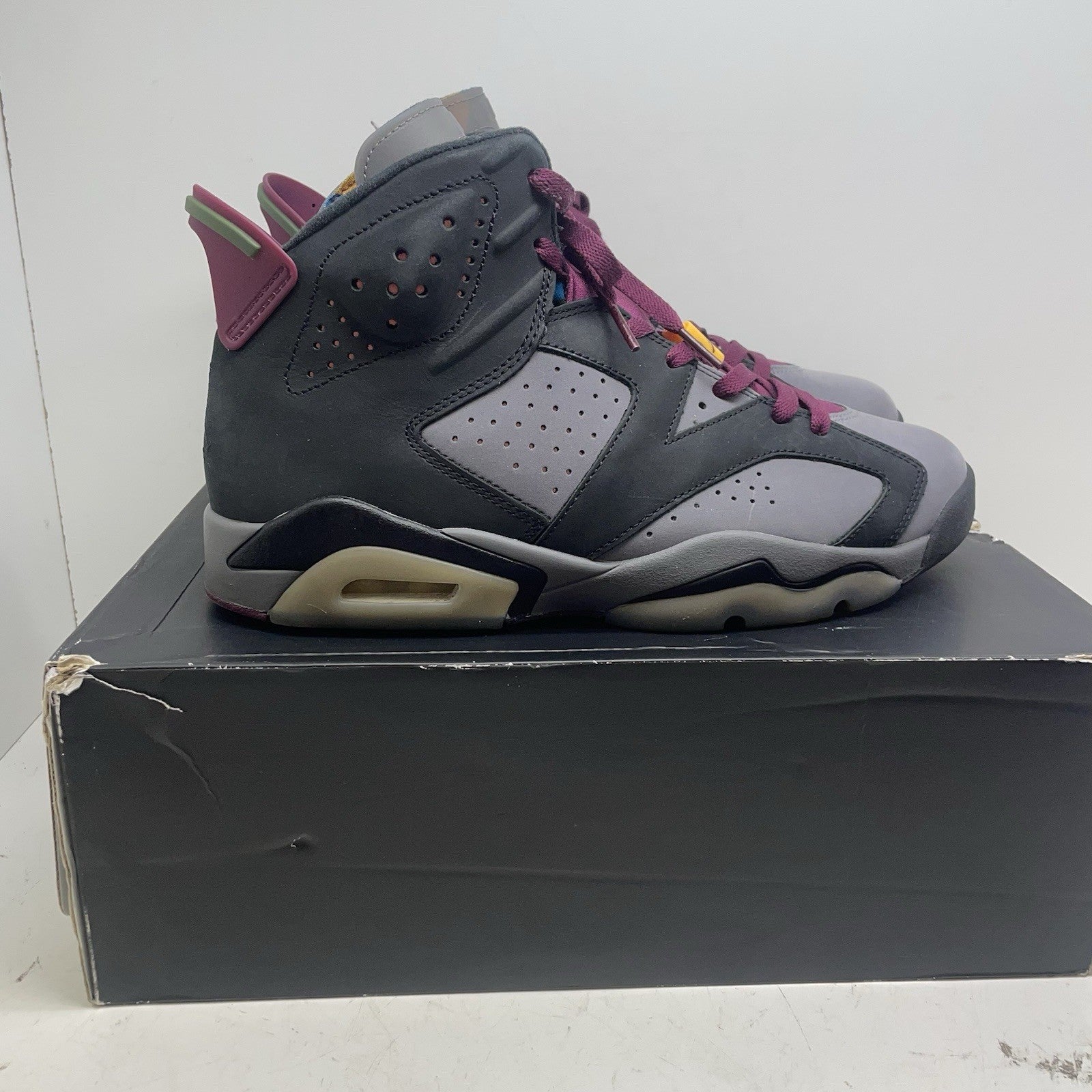 Size 10 - Jordan 6 Bordeaux0