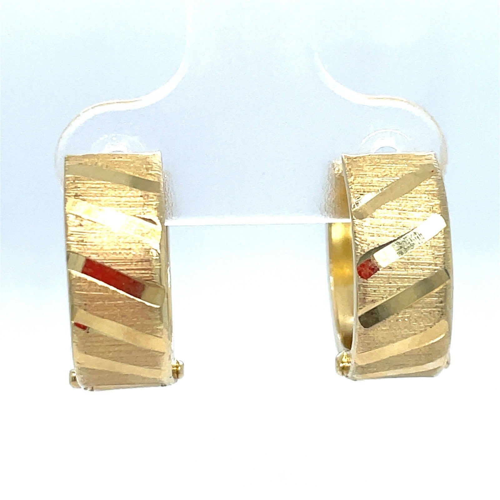 14k Yellow Gold Women’s Satin Angle Huggie Hoop Earrings 2.50g 6x150