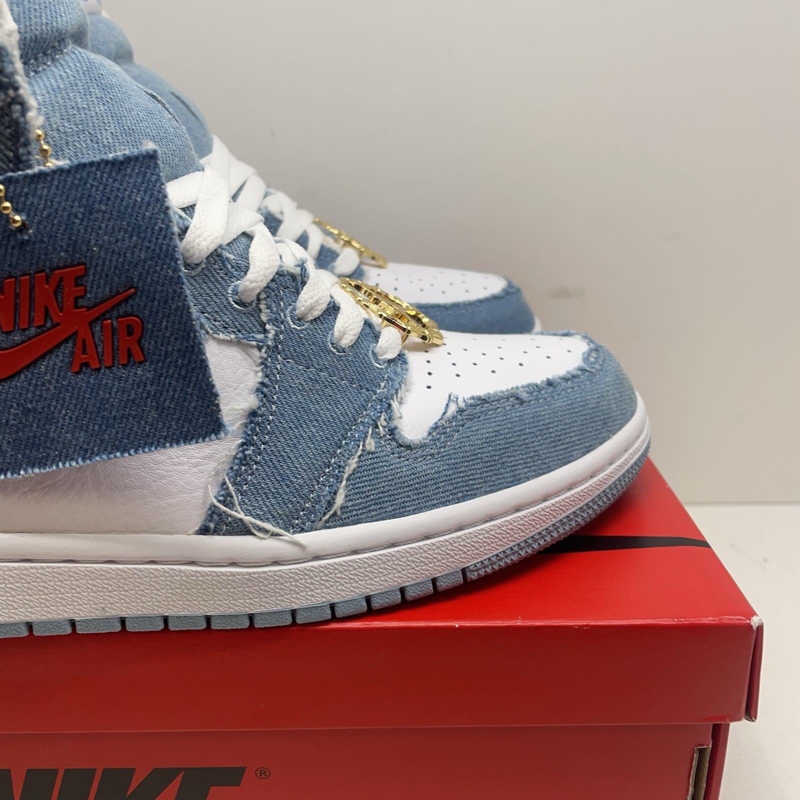 Size 9 - Jordan 1 High OG Denim 20222