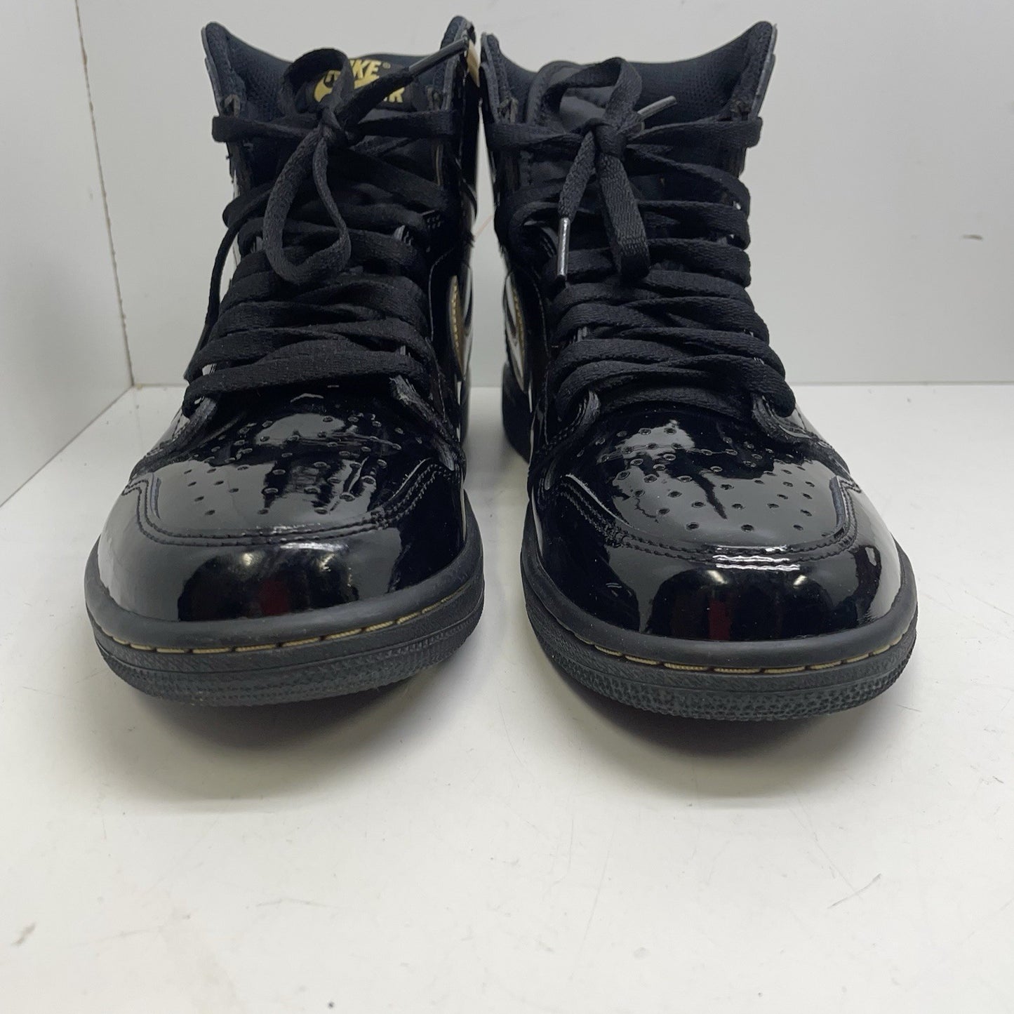 Size 9.5 - Jordan 1 Black 20203