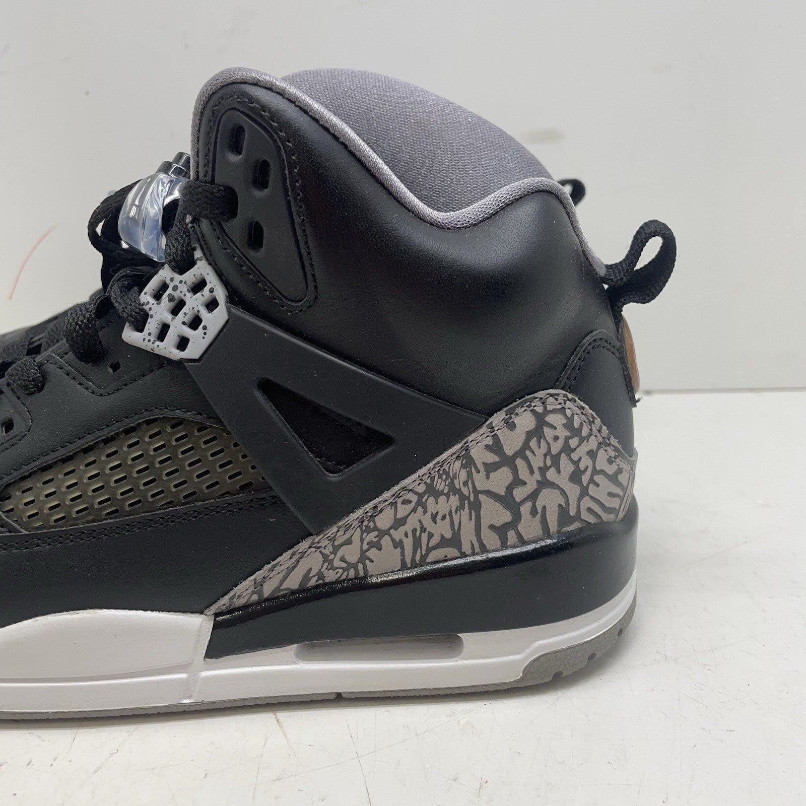 Size 8.5 - Jordan Spizike Black - 315371-0348