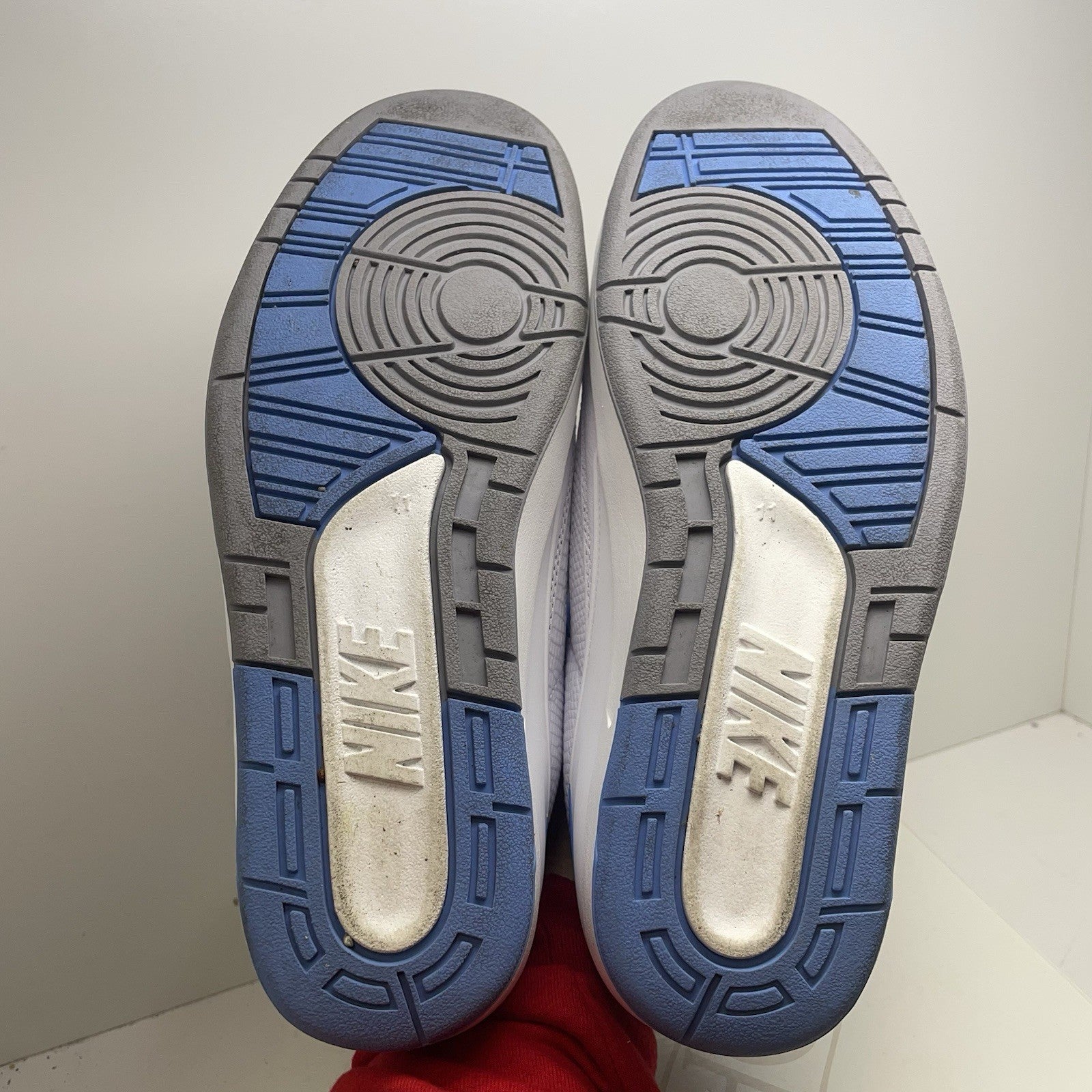 Size 11 - Air Jordan 2 Retro Low UNC11