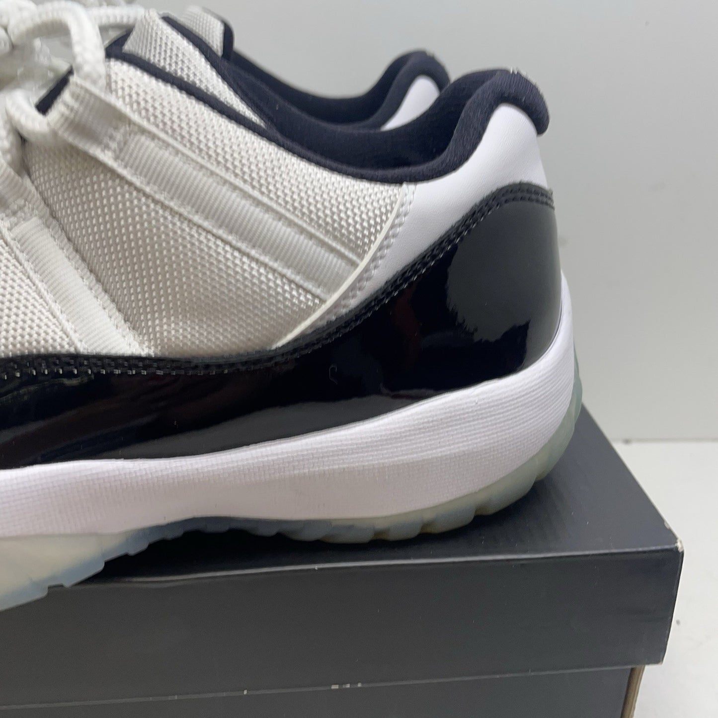 Size 11.5 - Air Jordan 11 Retro Low Concord8