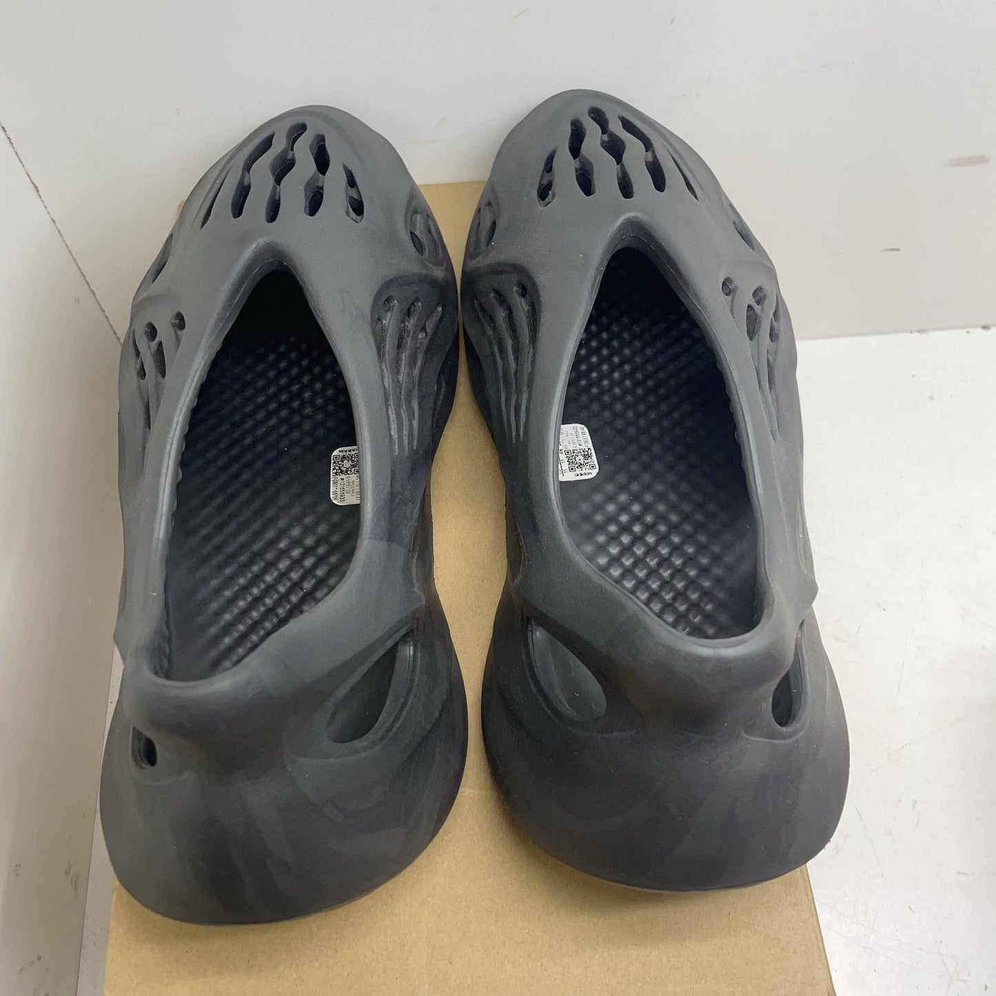 adidas yeezy foam runner onyx Size 118