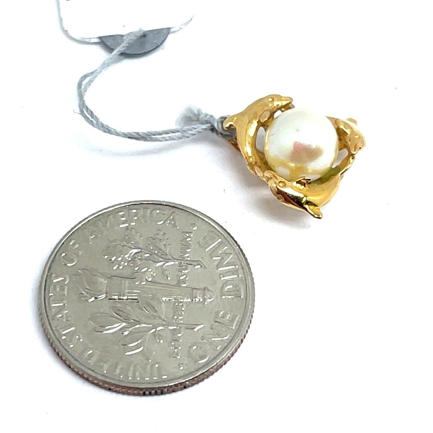 14k Yellow Gold Women’s Dolphins With Pearl Pendant 1.30g1