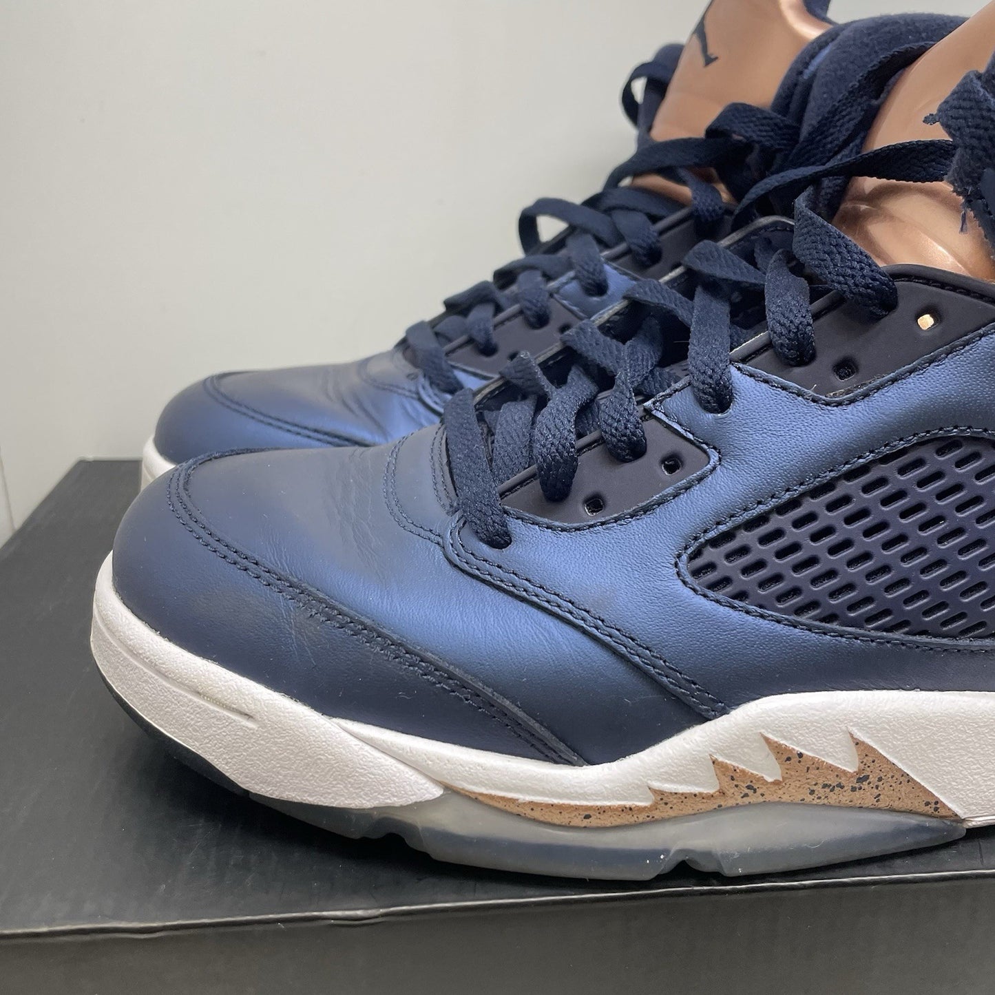 Size 9 - Air Jordan 5 Retro Bronze8