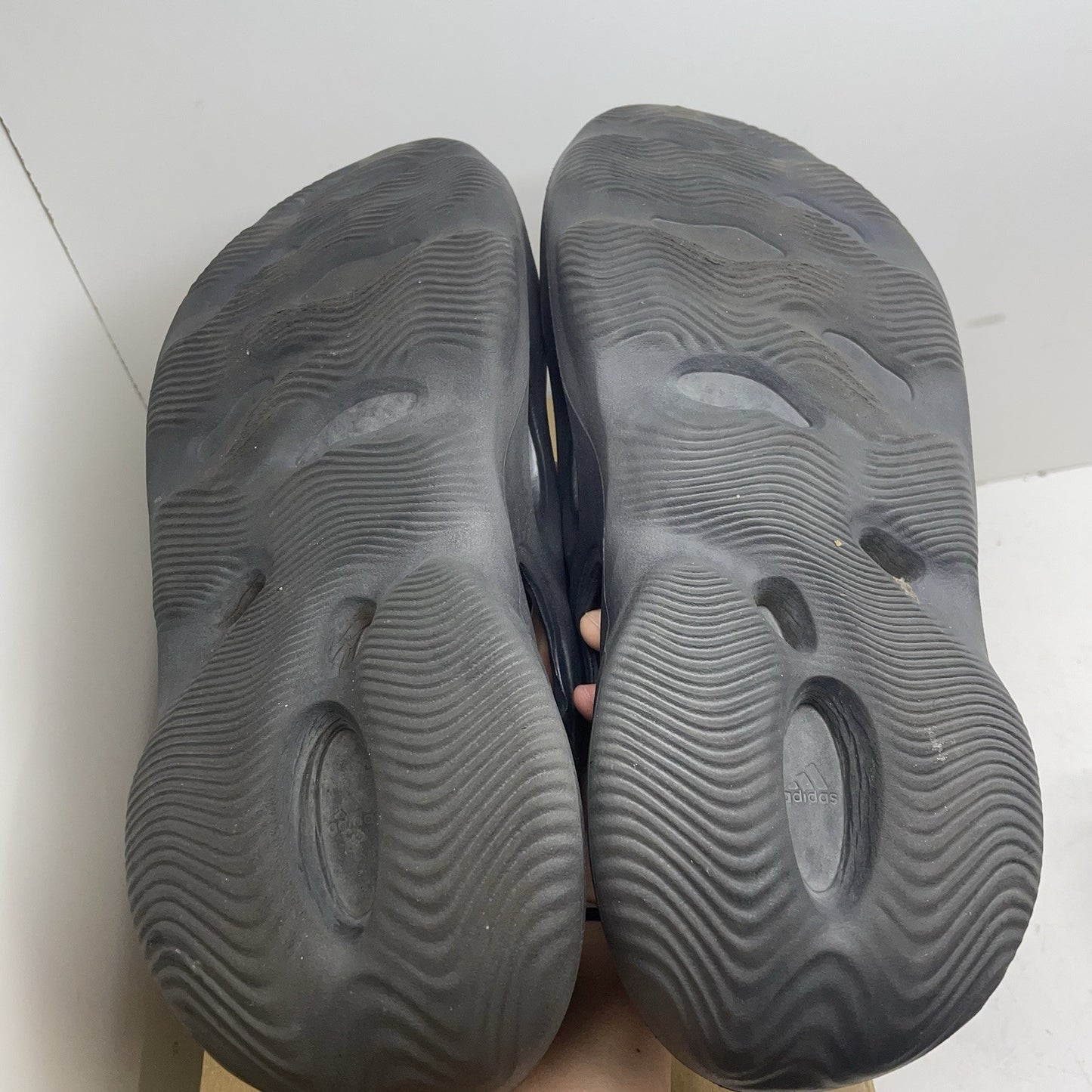 adidas yeezy foam runner onyx Size 119
