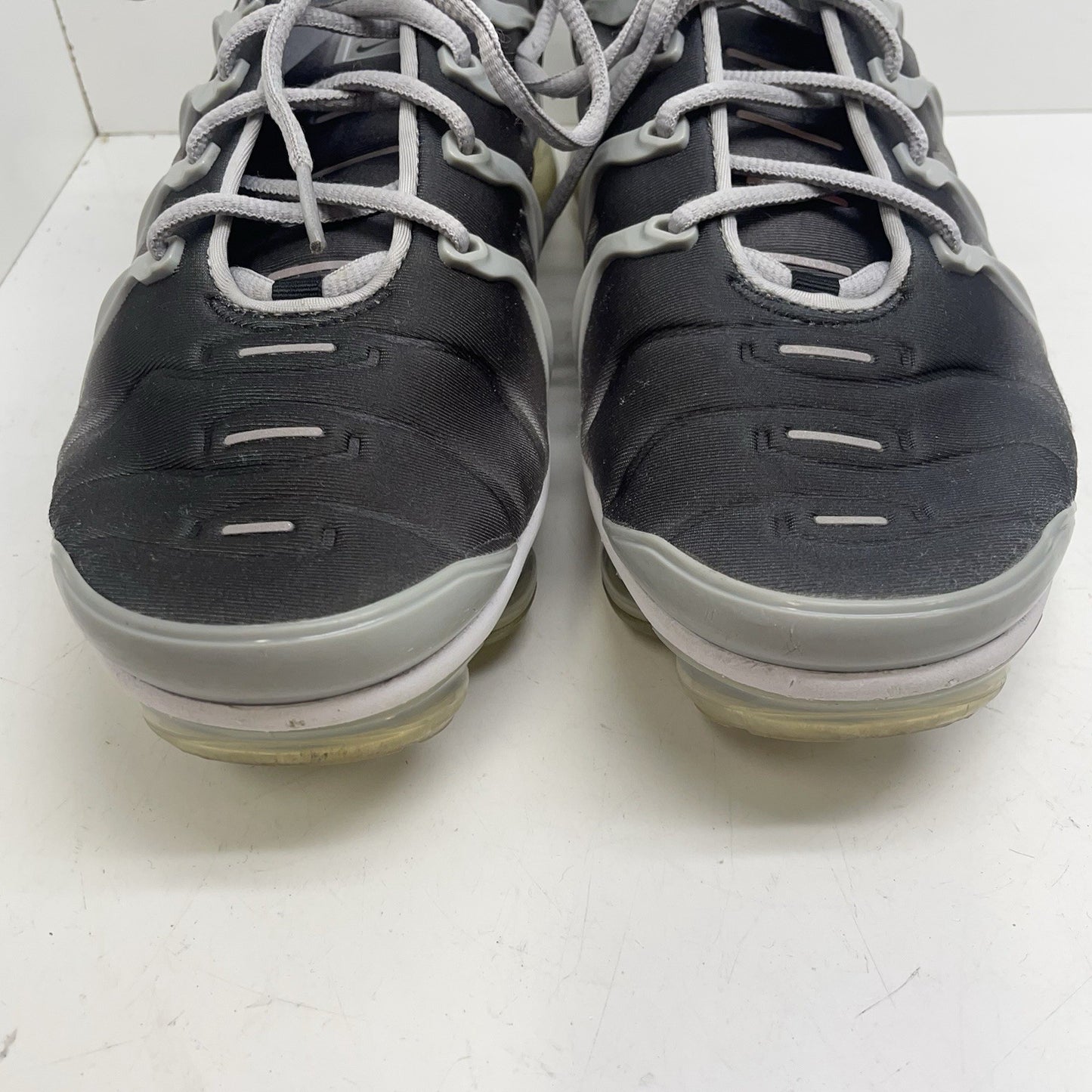 Size 10.5 - Nike Air VaporMax Plus Silver Gradient3