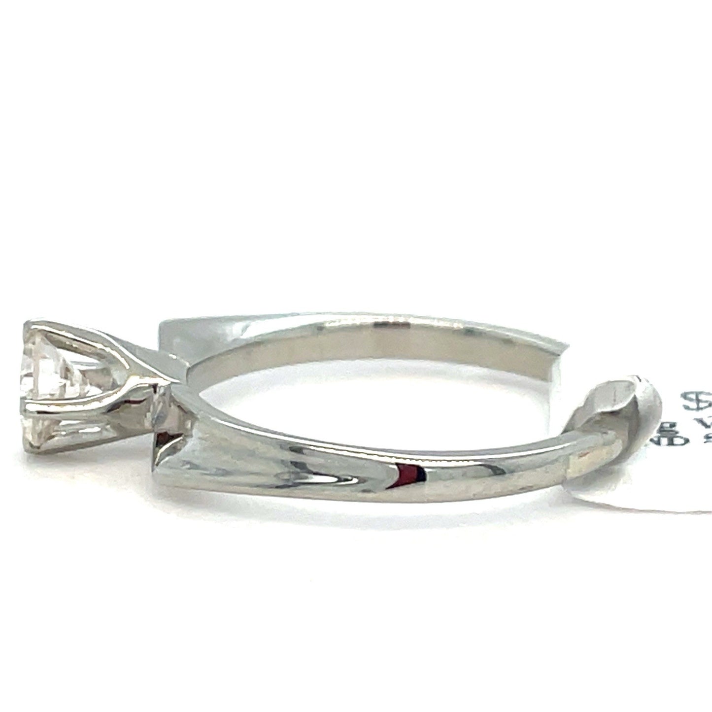 18k White Gold Women’s Solitaire Diamond Ring 1.90g CTW .33 Size 52