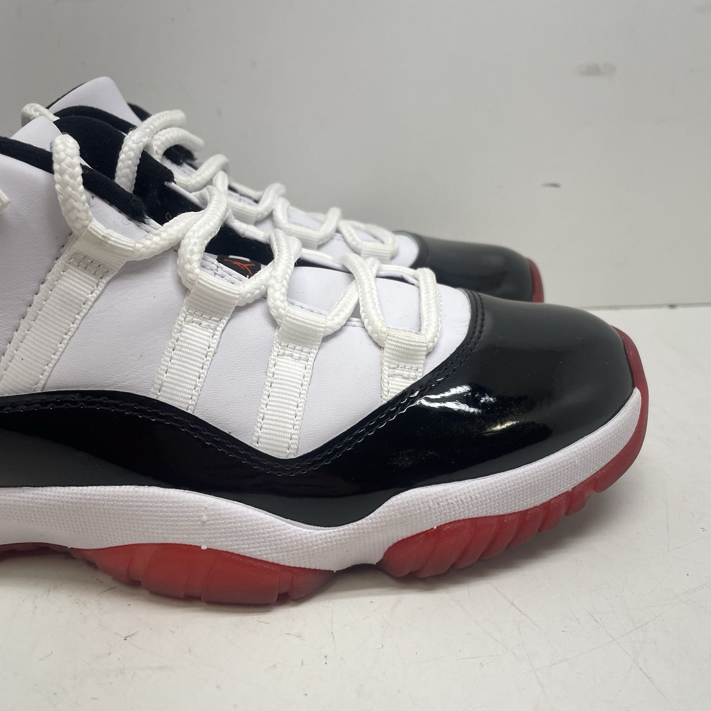 Size 8.5 - Jordan 11 Retro Low Concord-Bred2