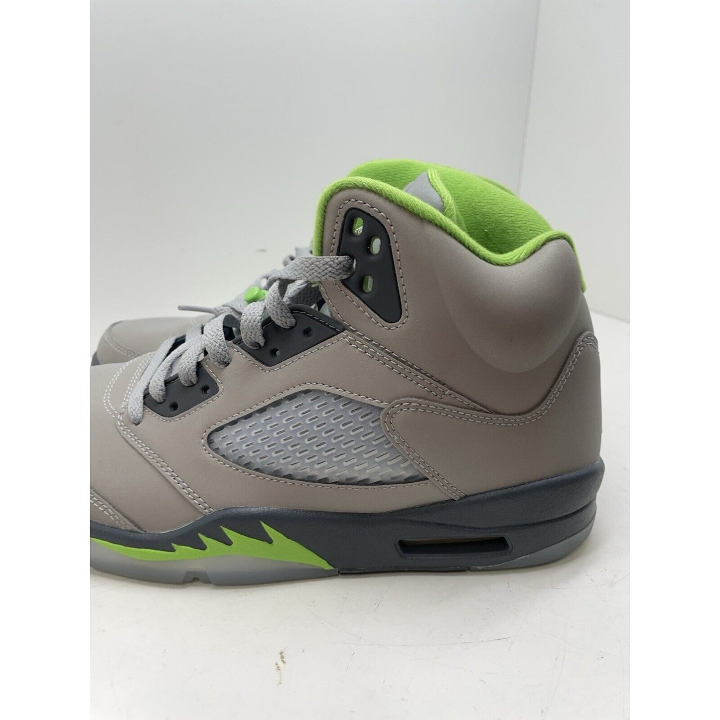 Size 10 - Jordan 5 Retro Green Bean