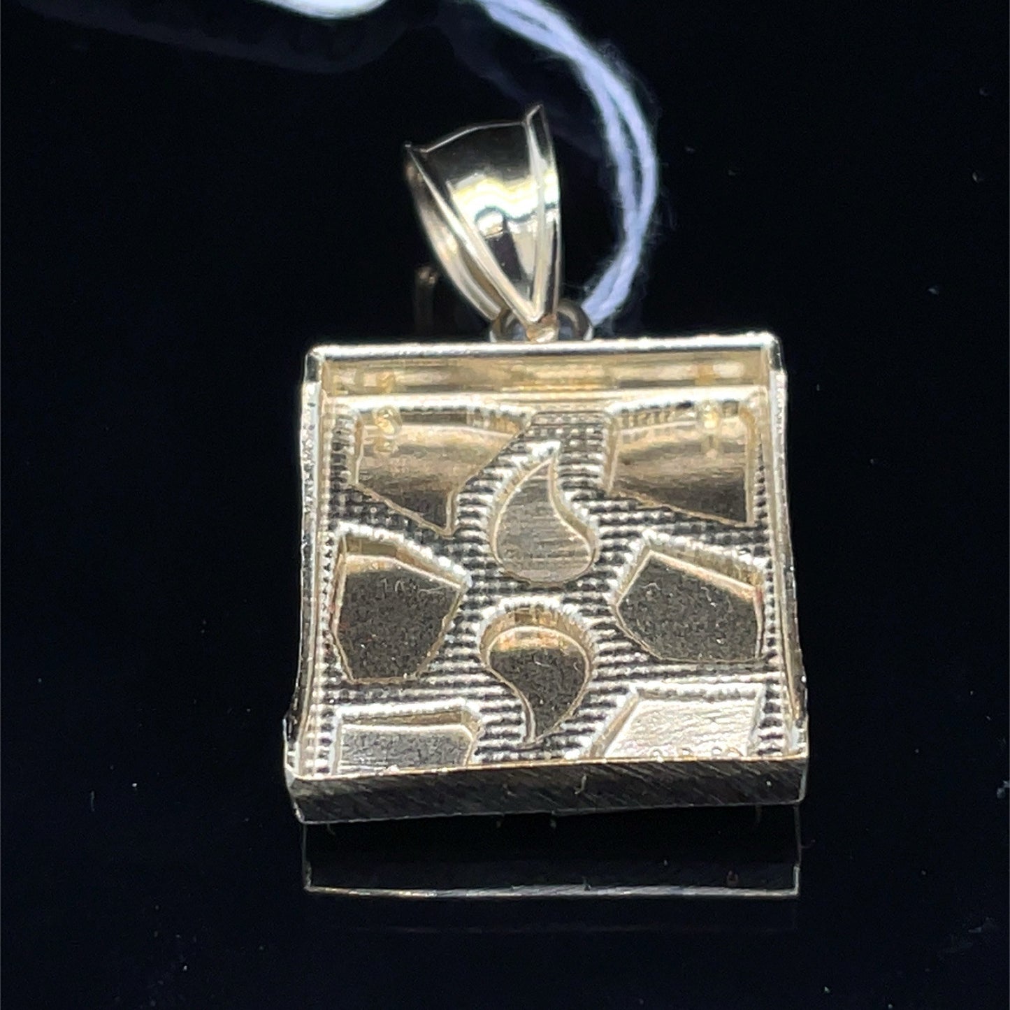 10K Yellow Gold Scallop Nugget Pendant 3.50g 2