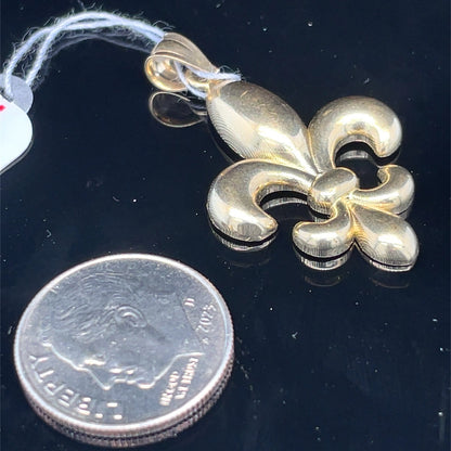 10k Yellow Gold Fluer De Lis Pendant 1.45g1